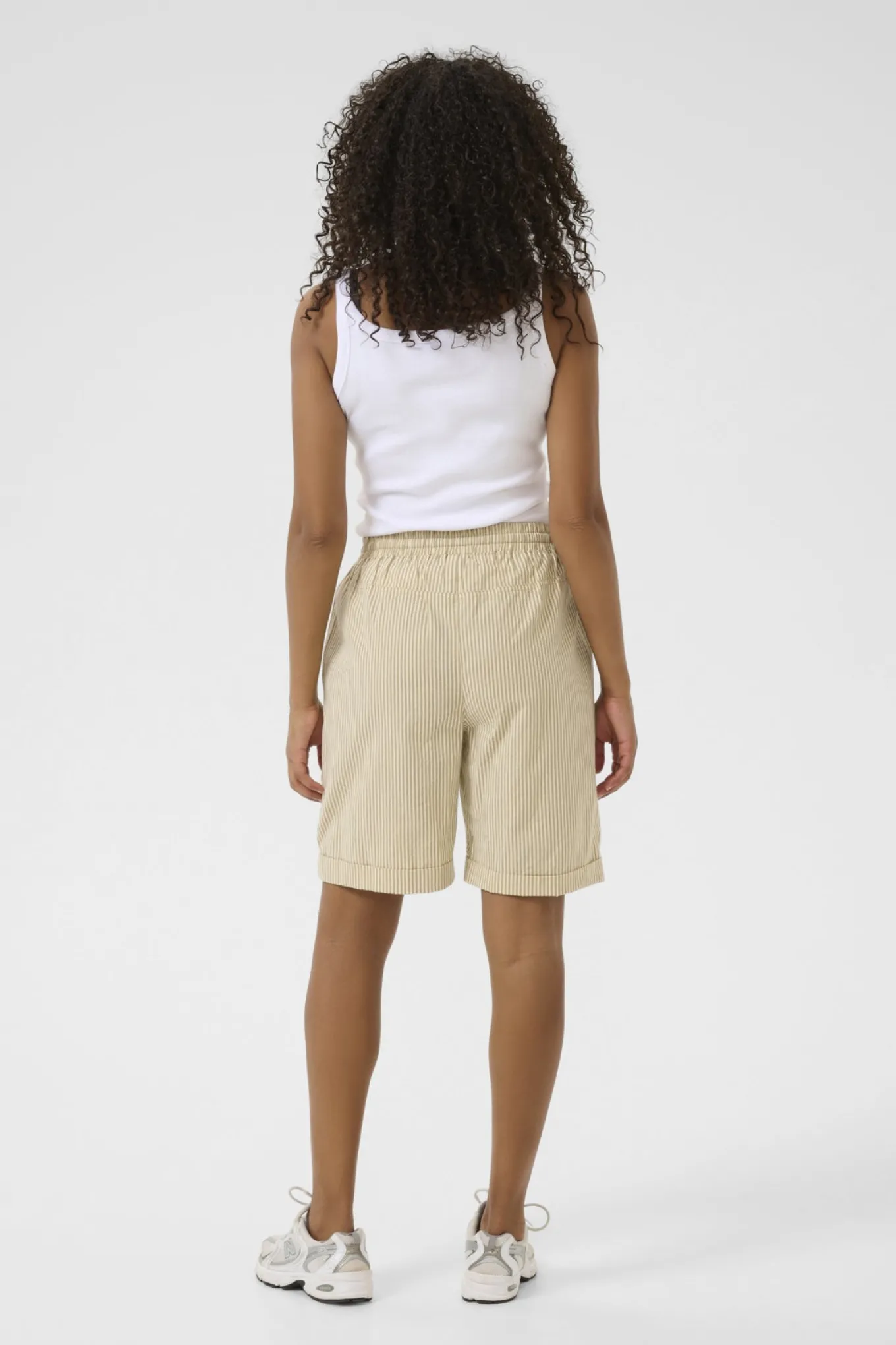 KAnaya Striped Shorts Chincilla / White stripe 10509008