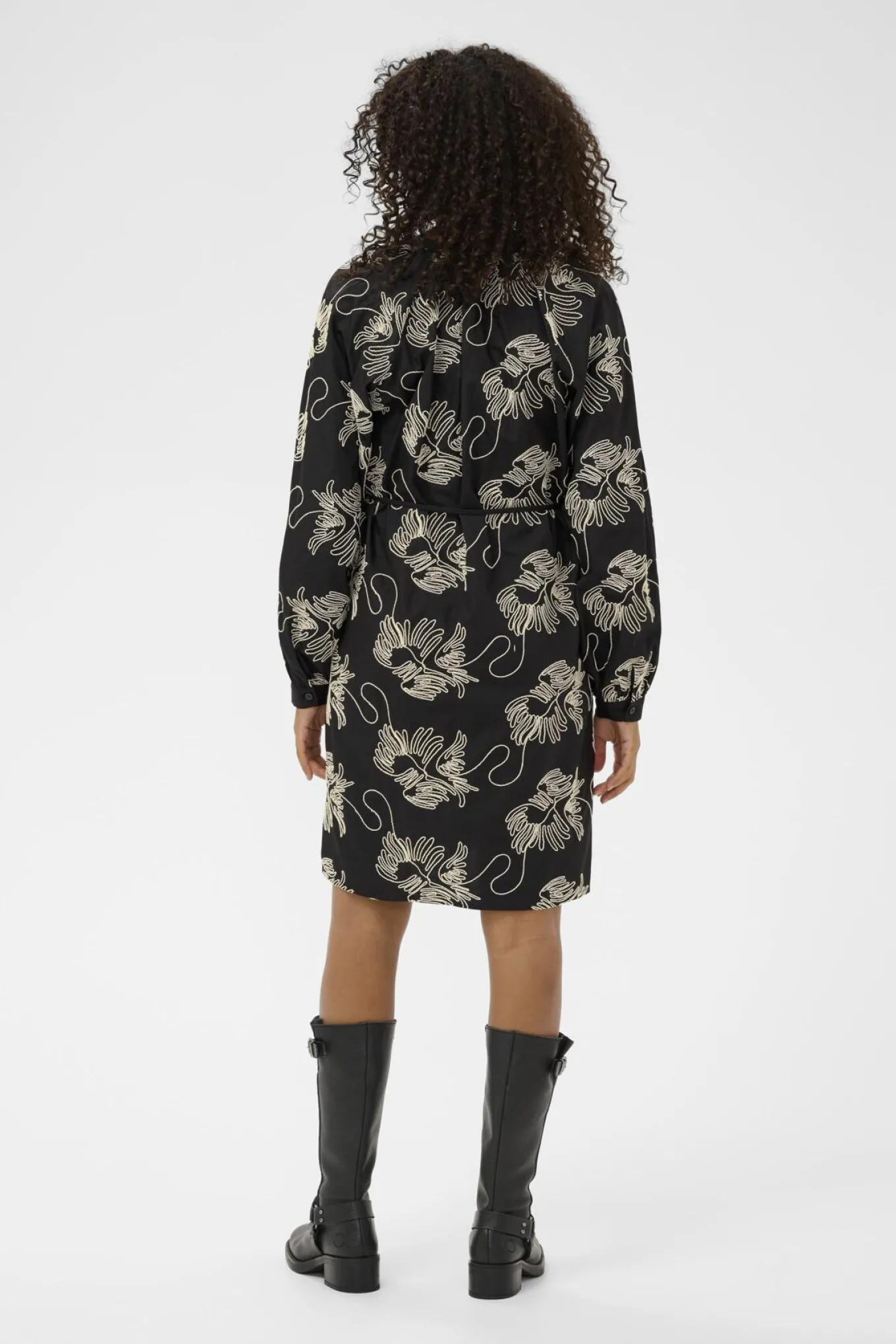 KAvinie Dress Black Chalk Embroidery 10883 10511097