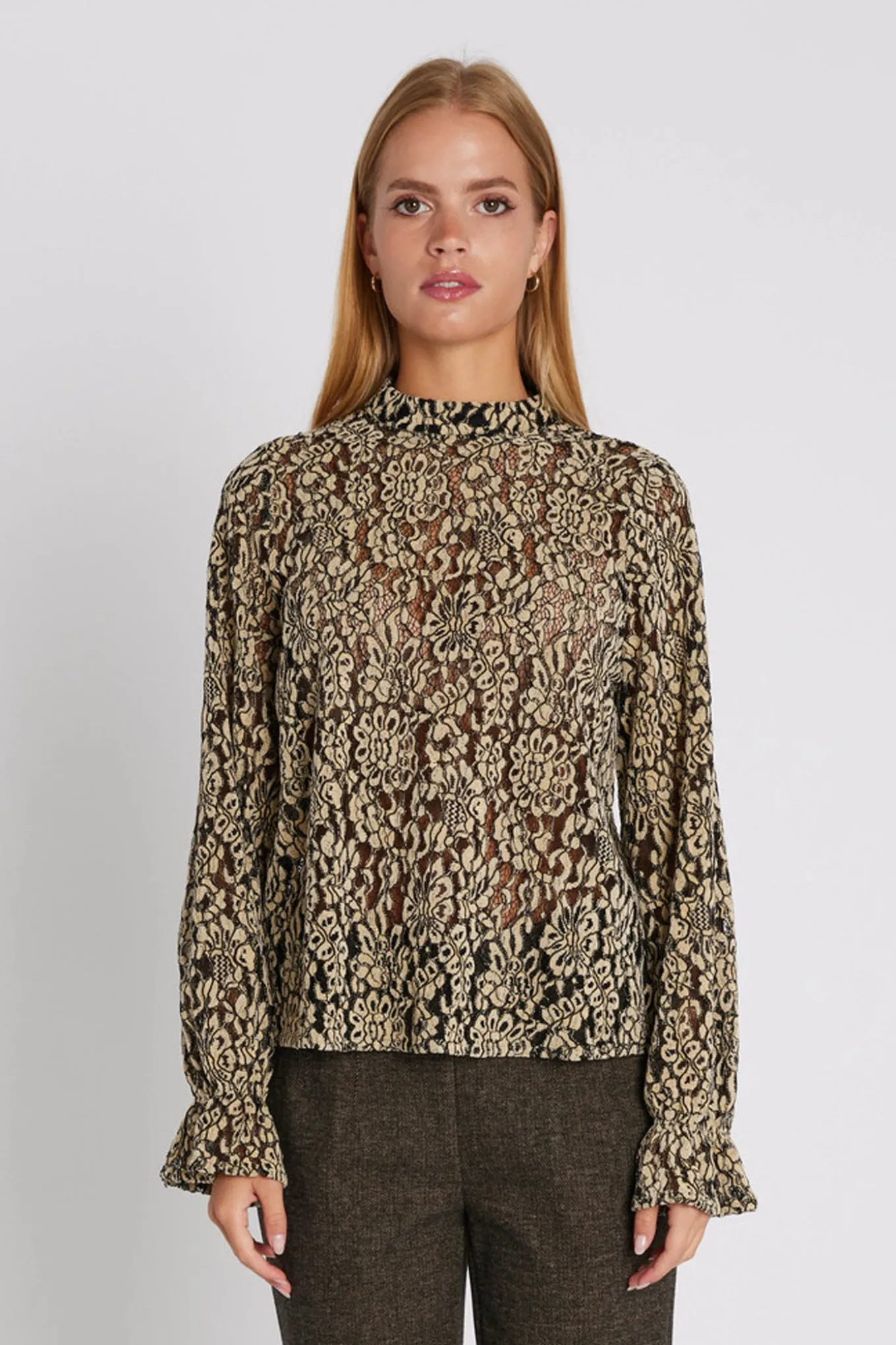 7574RDFUlani blouse 20 Black RDF376